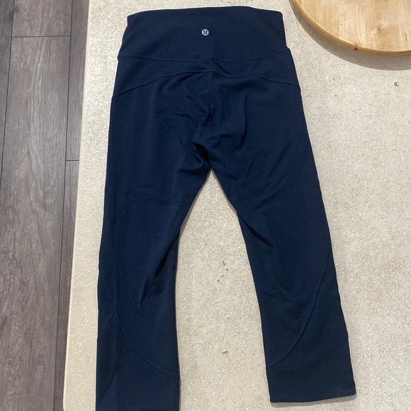 Lululemon capris - Picture 1 of 3